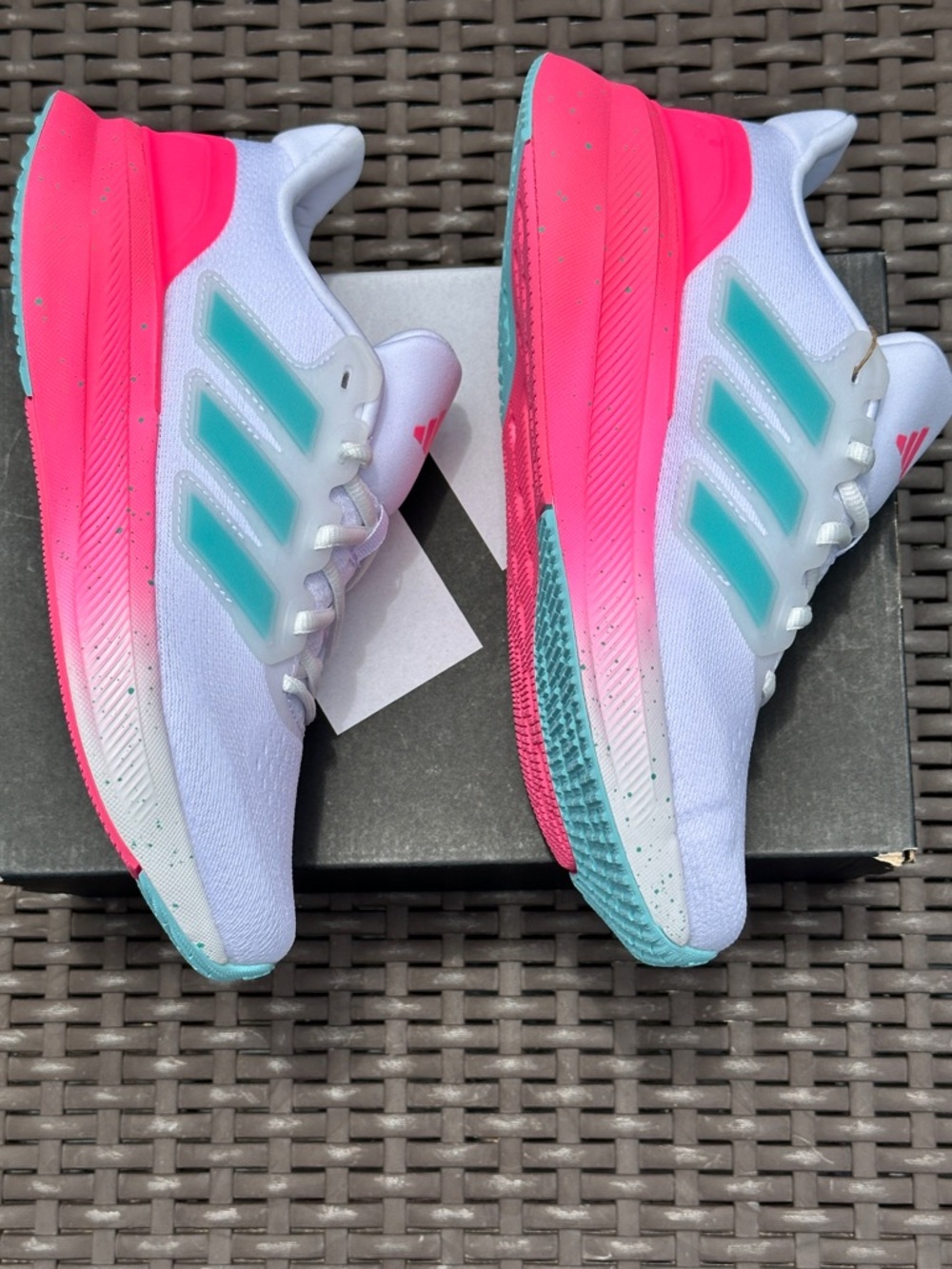 Adidas White UltraRun 5 Low Casual Lifestyle Sneaker Youth 4Y | 5Y | 6Y | 7Y NEW - Picture 8 of 9